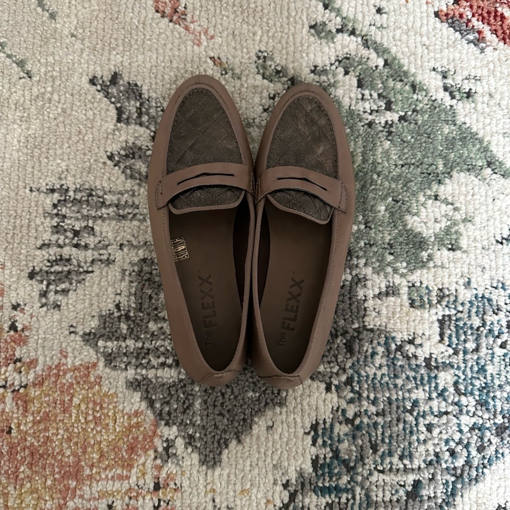 The FLEXX Women's Bronzo/Desert Shadow/Cashmere Risolution size 9 like new - Picture 9 of 16